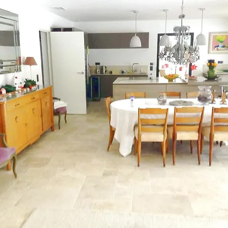Beautiful Summer Family House Bormes-les-Mimosas